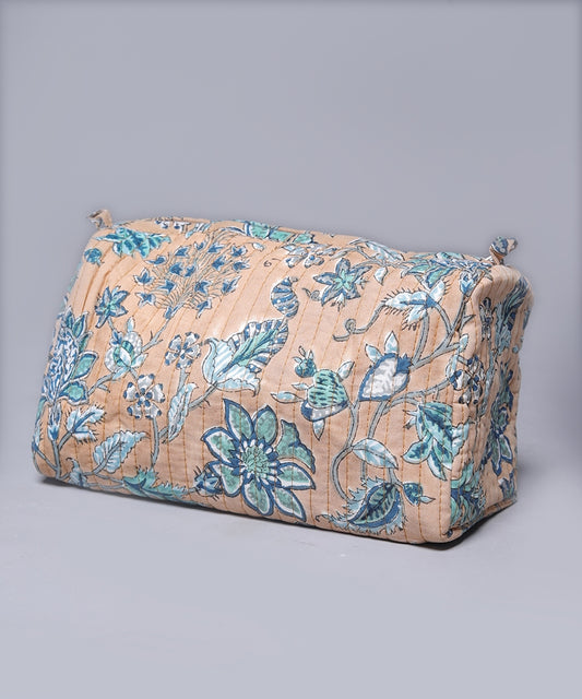 KORMANGLA JAAL HAND BLOCK COTTON PRINTED QUILTED TOILETRY & MAKEUP POUCH HAND BLOCK COTTON PRINTED QUILTED TOILETRY & MAKEUP POUCH