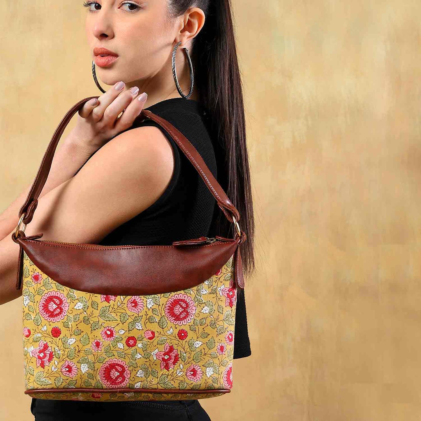 HAND BLOCK COTTON PRINTED HANDBAG VEGAN LEATHER
