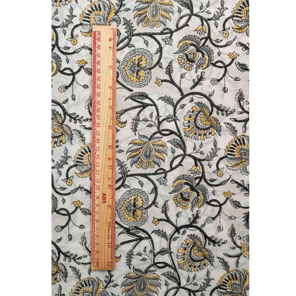 BLOCK PRINTED COTTON FABRIC BETEL JAAL 2